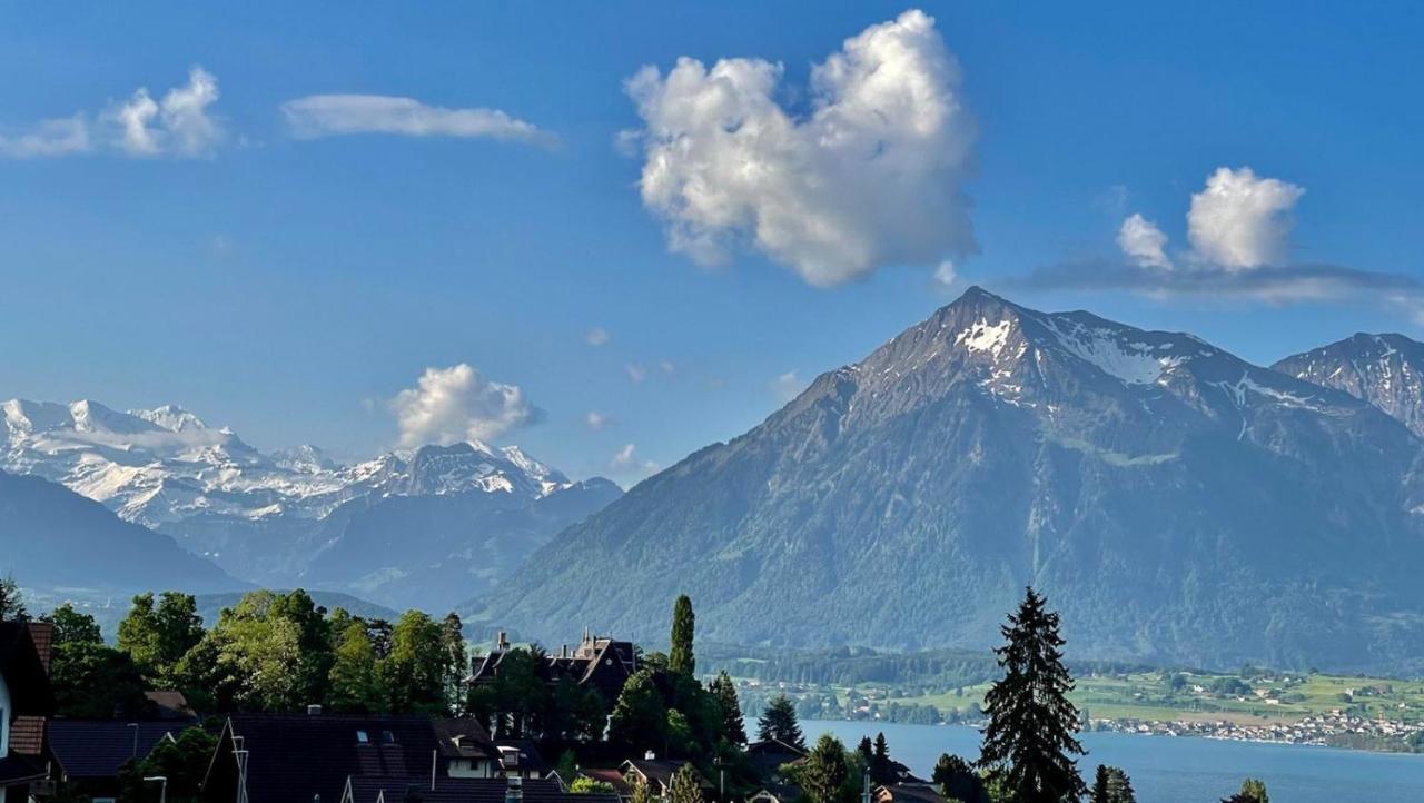 Schoene Ferienwohnung Mit Seeblick ทูน ภายนอก รูปภาพ