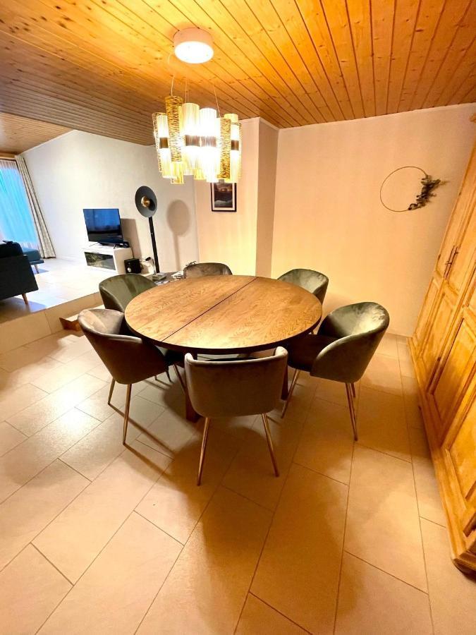 Schoene Ferienwohnung Mit Seeblick ทูน ภายนอก รูปภาพ